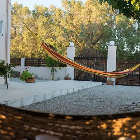 Afrathias Beachhouse - Cretan Hideaway