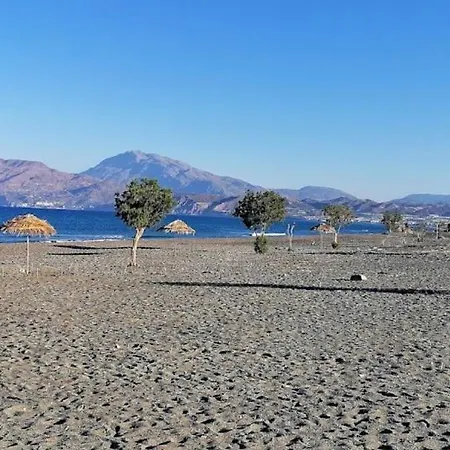 Afrathias Beachhouse - Cretan Hideaway * Kalamaki (Heraklion)
