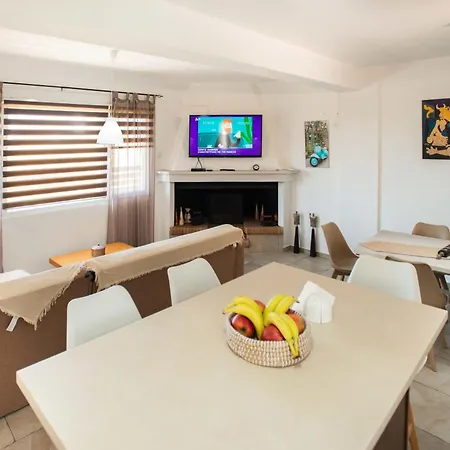 Afrathias Beachhouse - Cretan Hideaway Appartamento *