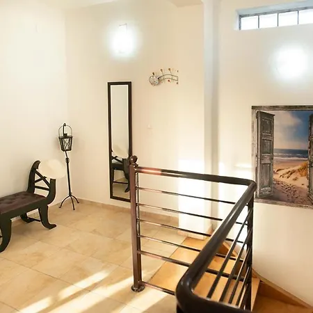 Afrathias Beachhouse - Cretan Hideaway